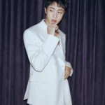 Jungkook do BTS gera preocupação em show após mostrar sinais de desconforto