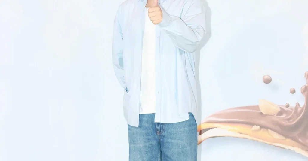 Min Gyu do SEVENTEEN encanta fãs em evento da campanha sneakers® ice truck