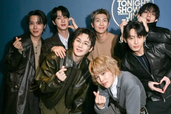 Teaser polêmico do BTS para "NORMAL" causa revolta entre fãs brasileiros