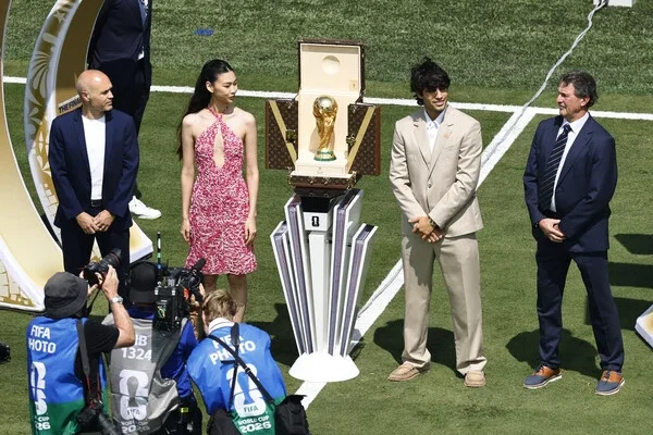 BTS faz história no halftime show da final da Copa do Mundo 2023