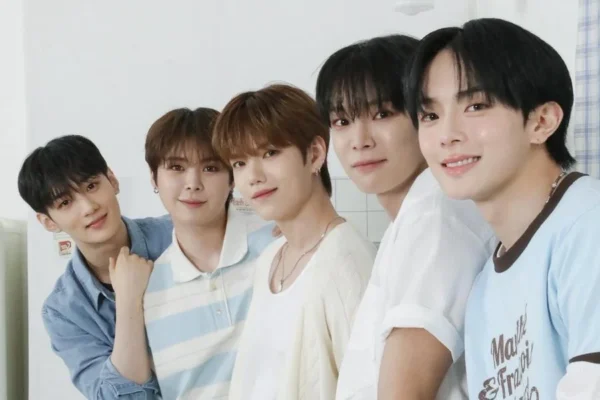 VERIVERY anuncia turnê mundial "GIVE ME FIVE, keep that vibe" com datas e cidades confirmadas