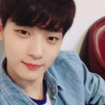 Kim Dong Yoon é homenageado no oitavo aniversário de sua morte