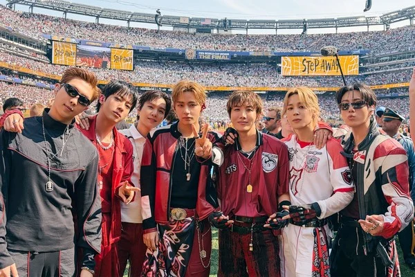 Traje de Jimin do BTS em leilão da copa do mundo gera lances recordes