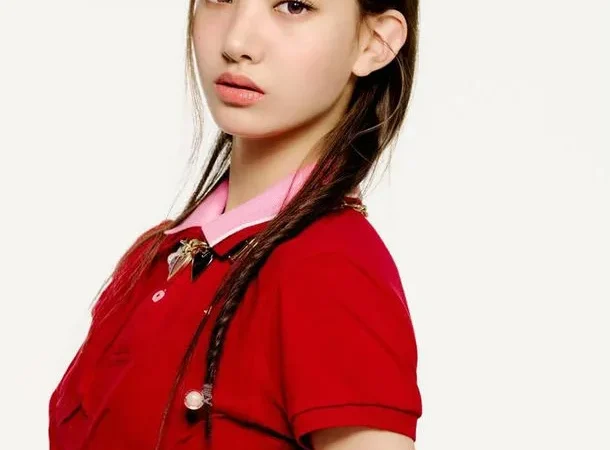 Irmã mais nova de Jihyo do TWICE, Seoyeon, é confirmada no novo grupo da HYBE, TUIDE