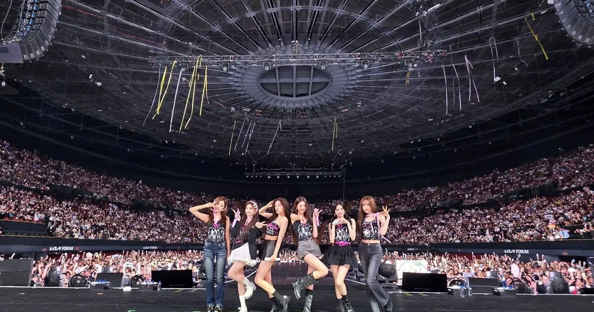 IVE brilha em Los Angeles durante a turnê 'SHOW WHAT I AM' e conquista fãs